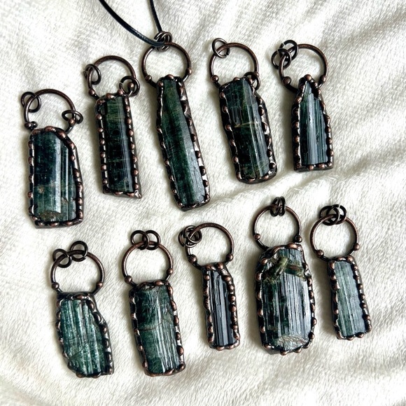 You Choose! RAW KYANITE + Copper Necklace Pendant - Picture 3 of 9